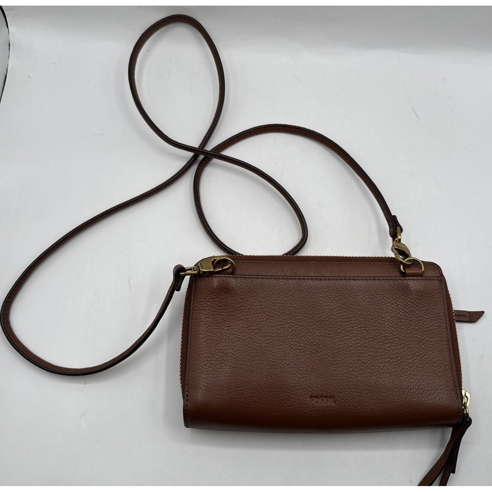 Fossilโ Emery Brown Leather Convertible Crossbody Wallet Removable Strap Read